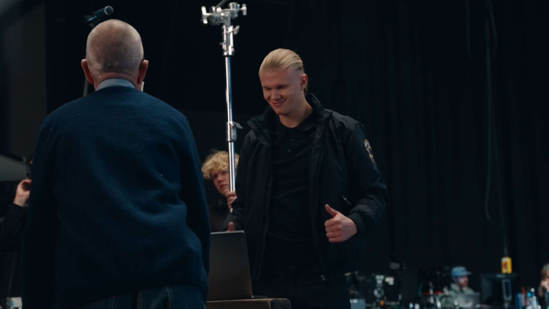 给哈弗茨足 给哈弗茨足