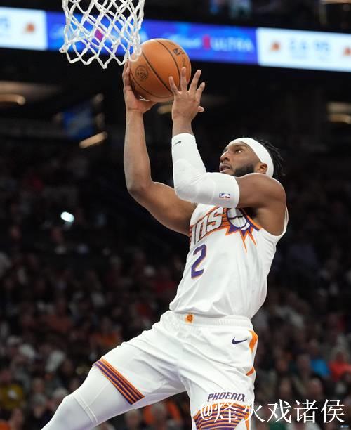 奥科吉全场9投7中,三分3中2得到16分4篮板2抢断 奥科吉全场9投7中,三分3中2得到16分4篮板2抢断